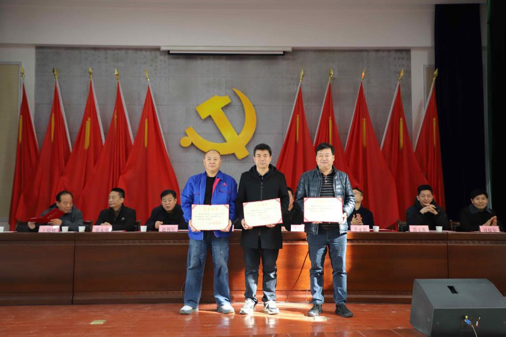 d941be999c4df7dd83a1de82f64f33ac d941be999c4df7dd83a1de82f64f33ac